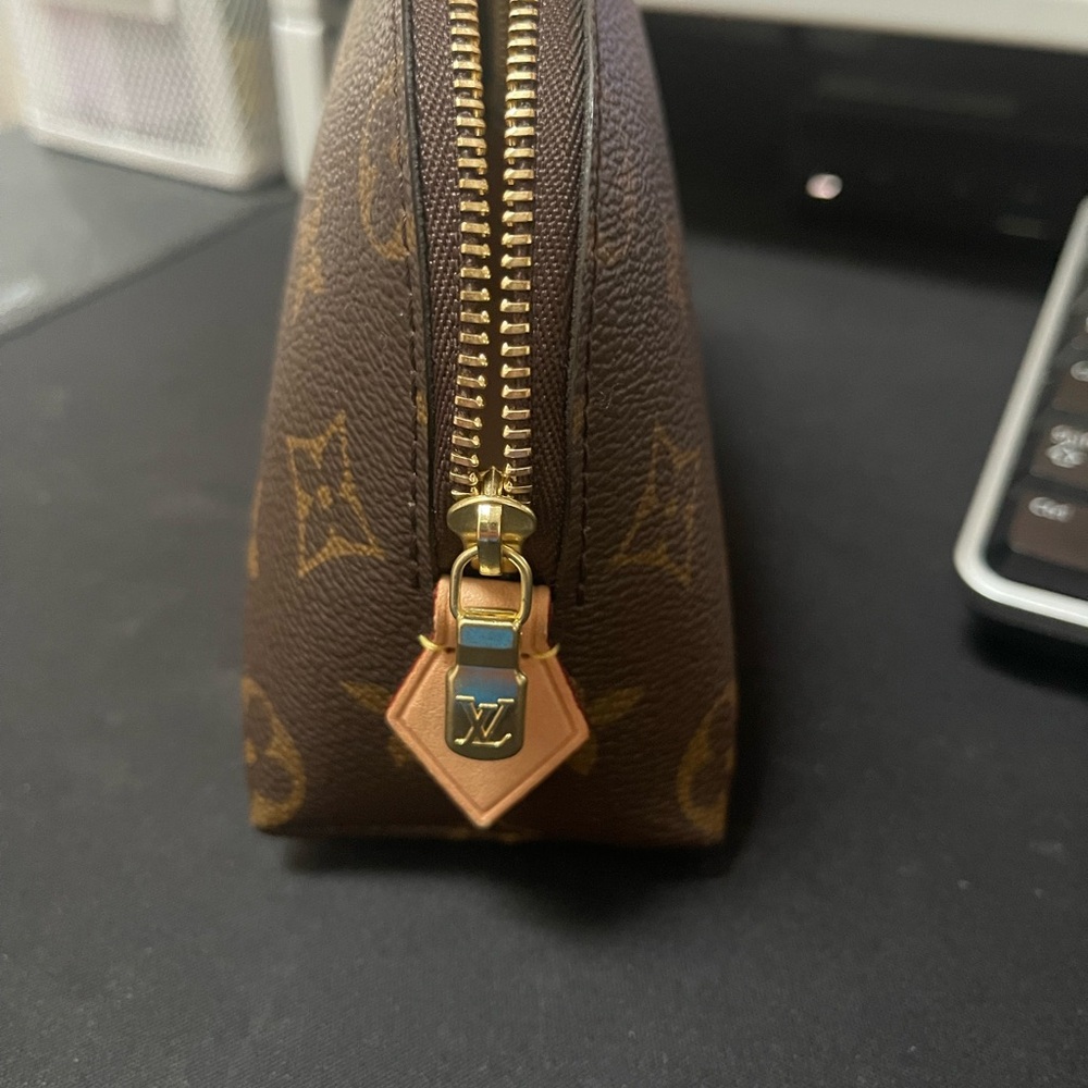Louis Vuitton Brown Monogram Pouch - Picture 4 of 7